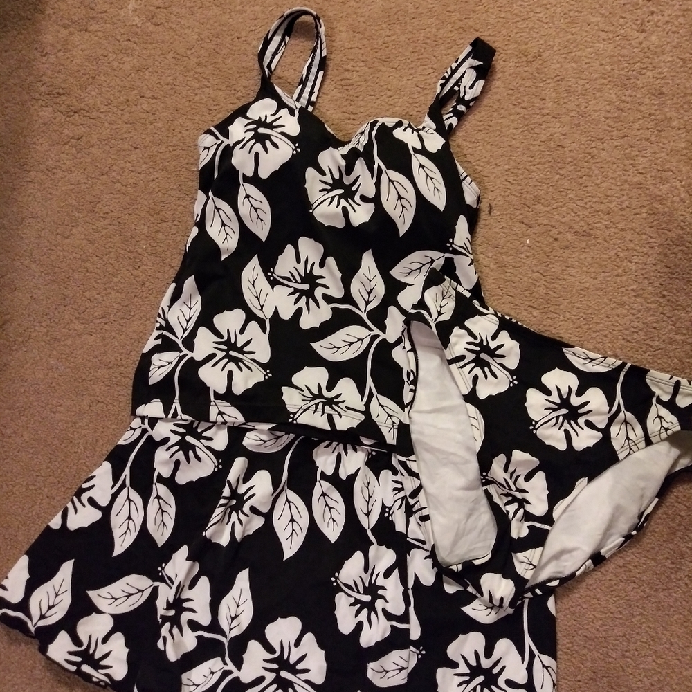 3 piece swimming suit